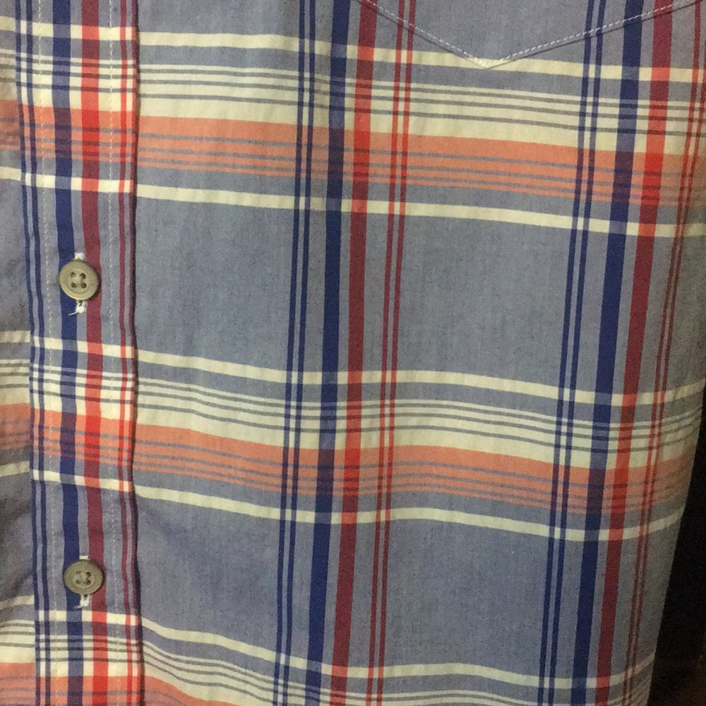 Short sleeve button down - Picture 2 of 3